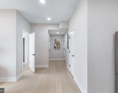 1516 East Capitol Street Ne - Photo Thumbnail 24