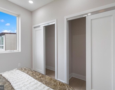 1516 East Capitol Street Ne - Photo Thumbnail 20