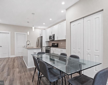 38 Randolph Place Nw - Photo Thumbnail 7