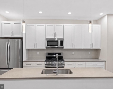 38 Randolph Place Nw - Photo Thumbnail 6