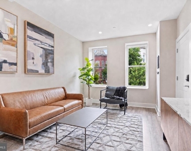 38 Randolph Place Nw - Photo Thumbnail 2