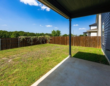 448 English Oak St - Photo Thumbnail 26