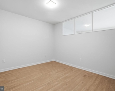 1625 Eckington Place Ne - Photo Thumbnail 14
