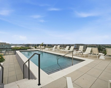 1625 Eckington Place Ne - Photo Thumbnail 32