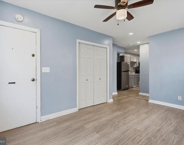 4223 Eads Street Ne - Photo Thumbnail 4
