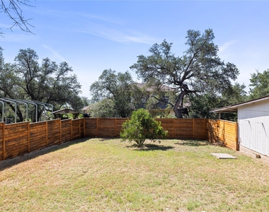 925 Windy Shores Loop - Photo Thumbnail 19