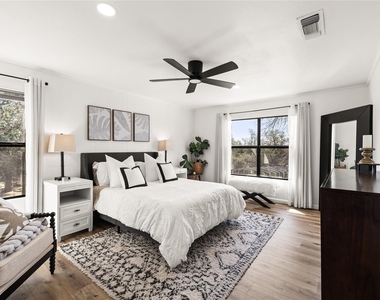925 Windy Shores Loop - Photo Thumbnail 3