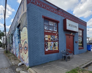 4306 Avenue A - Photo Thumbnail 28