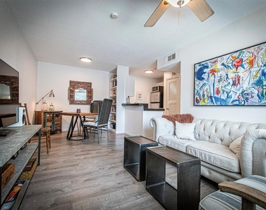 4306 Avenue A - Photo Thumbnail 18