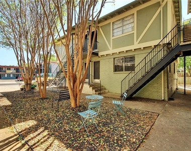 4306 Avenue A - Photo Thumbnail 15