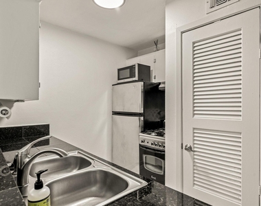 4306 Avenue A - Photo Thumbnail 10