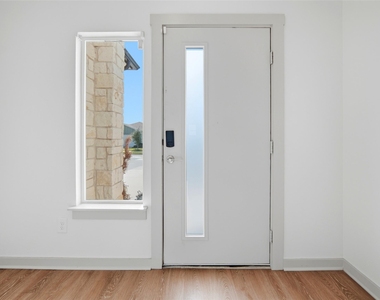 515 Millbrook Blvd - Photo Thumbnail 3