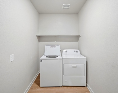 515 Millbrook Blvd - Photo Thumbnail 27