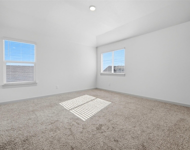 515 Millbrook Blvd - Photo Thumbnail 18