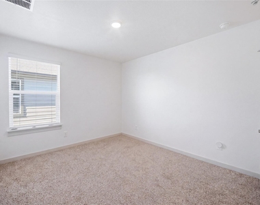 515 Millbrook Blvd - Photo Thumbnail 22