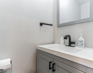 805 Jefferson Street Nw - Photo Thumbnail 10