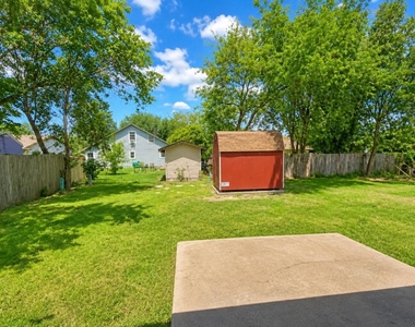 4714 Lambs Ln - Photo Thumbnail 9