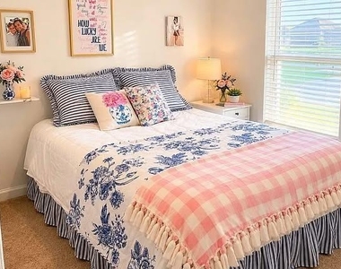 120 Greystone Ct - Photo Thumbnail 4