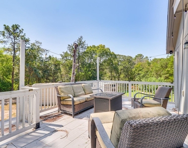 372 Plum St - Photo Thumbnail 24