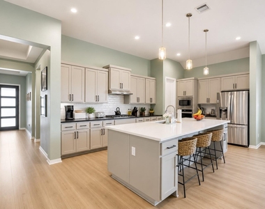 22614 Fountaingrass Ln - Photo Thumbnail 6