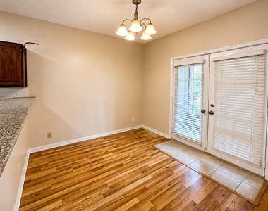 2216 San Gabriel St - Photo Thumbnail 5