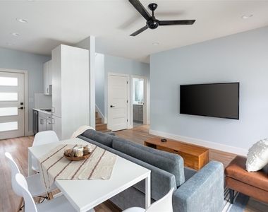1193 E M. Franklin Ave - Photo Thumbnail 4