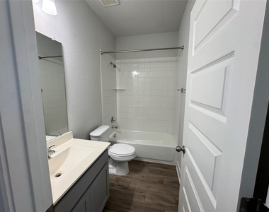3000 Chisholm Trail Rd - Photo Thumbnail 20
