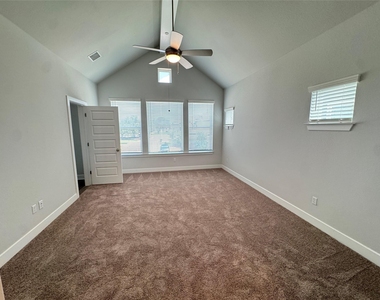 3000 Chisholm Trail Rd - Photo Thumbnail 8