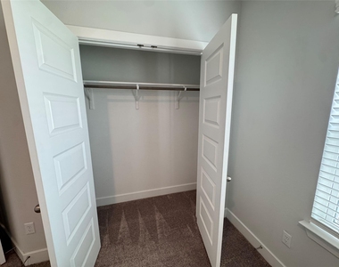 3000 Chisholm Trail Rd - Photo Thumbnail 17