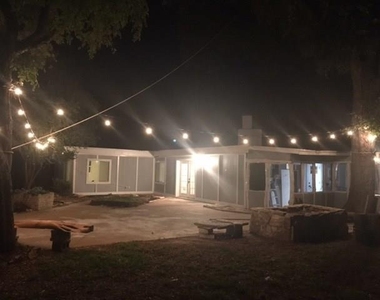 6304 Hudson Bend Rd - Photo Thumbnail 3