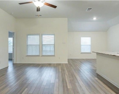 1331 Treeta Trl - Photo Thumbnail 1