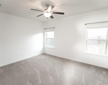 361 Shale Cir - Photo Thumbnail 7