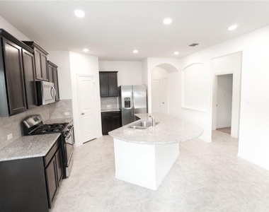 361 Shale Cir - Photo Thumbnail 4