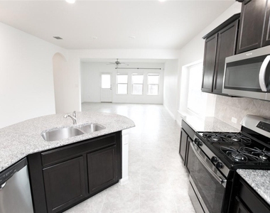 361 Shale Cir - Photo Thumbnail 2