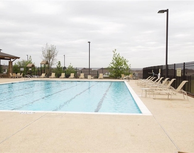 361 Shale Cir - Photo Thumbnail 18