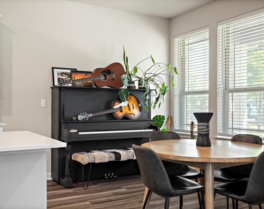 8013 Lennon Dr - Photo Thumbnail 28