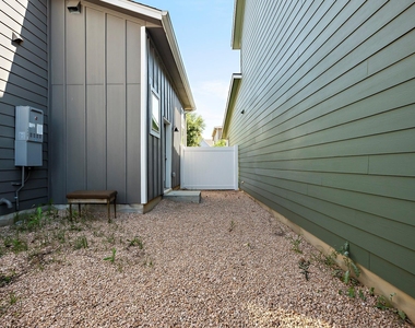 8013 Lennon Dr - Photo Thumbnail 35