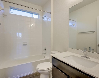 16812 Marcello Dr - Photo Thumbnail 23