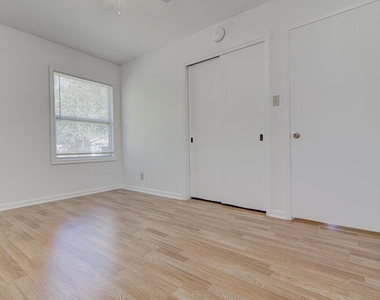 8406 Burrell Dr - Photo Thumbnail 15