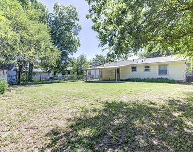 8406 Burrell Dr - Photo Thumbnail 19