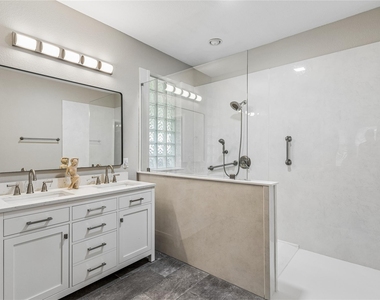 1705 Chula Vista Dr - Photo Thumbnail 17