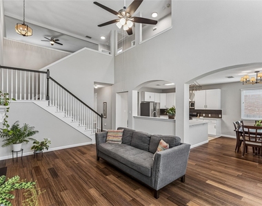 1705 Chula Vista Dr - Photo Thumbnail 7
