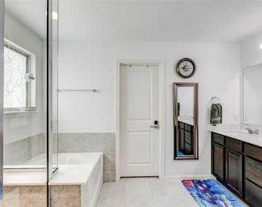 728 Marbella Vista Way - Photo Thumbnail 19