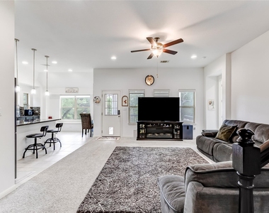 728 Marbella Vista Way - Photo Thumbnail 6
