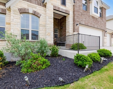 728 Marbella Vista Way - Photo Thumbnail 3