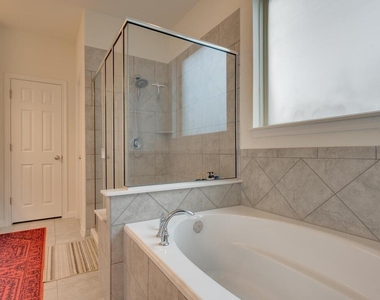 17312 Antioch Ave - Photo Thumbnail 23