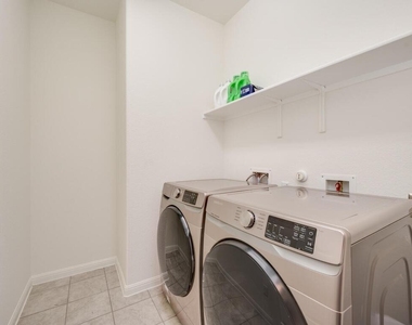 17312 Antioch Ave - Photo Thumbnail 25