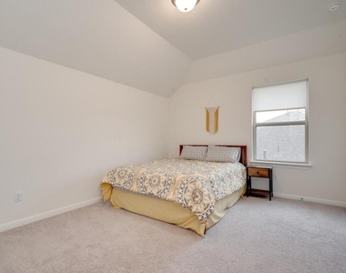 17312 Antioch Ave - Photo Thumbnail 32