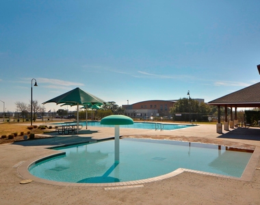 1429 Davis Mountain Loop - Photo Thumbnail 31