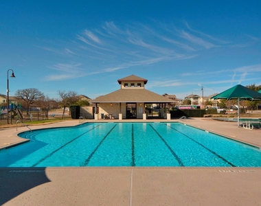 1429 Davis Mountain Loop - Photo Thumbnail 32